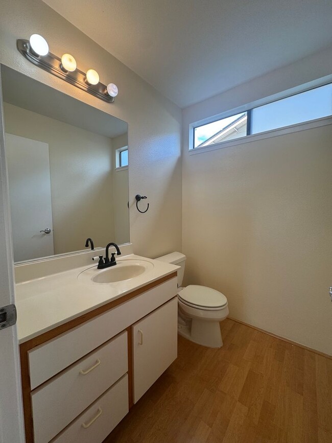 Building Photo - Charming 3-Bed, 2.5-Bath Home in Highly De...