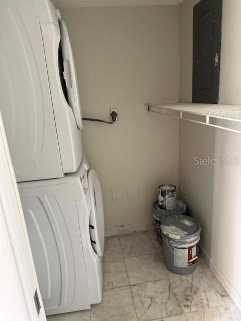 Building Photo - 1400 Mineo Dr