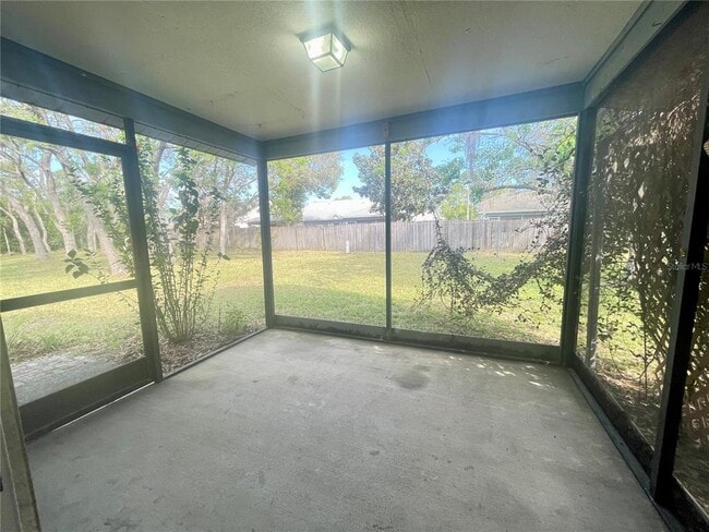 Building Photo - 10337 Usher St