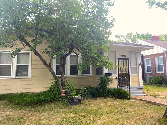 Building Photo - 2118 Washington Ave