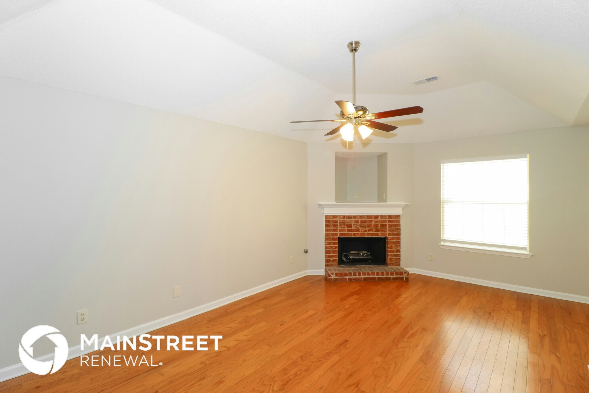 Building Photo - 9208 Lazzini Cove