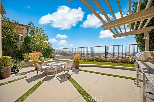 Building Photo - 539 Serrano Summit Dr