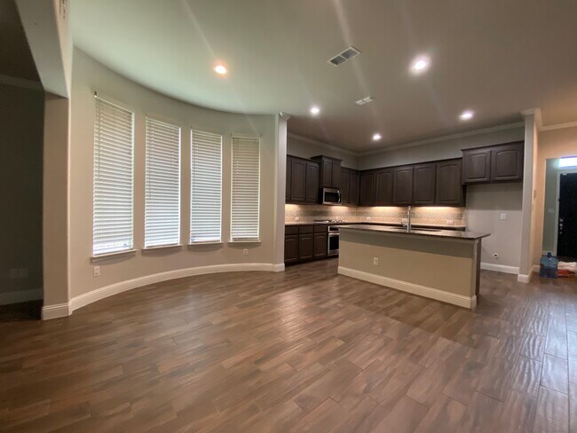 Building Photo - 8110 Loretta Day Dr