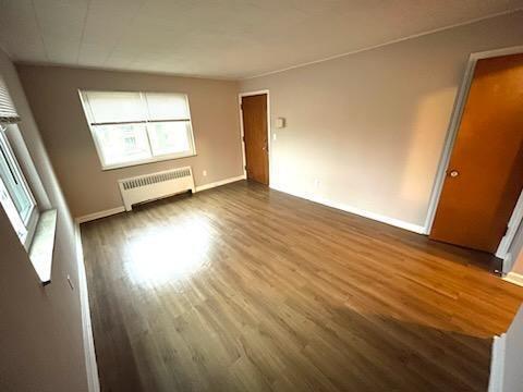 Building Photo - 5838 Lathrop Pl