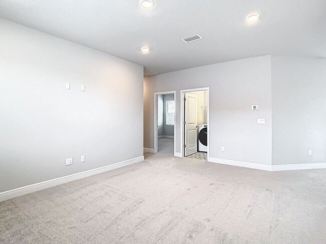 Building Photo - Wesley Chapel, Florida Executive home