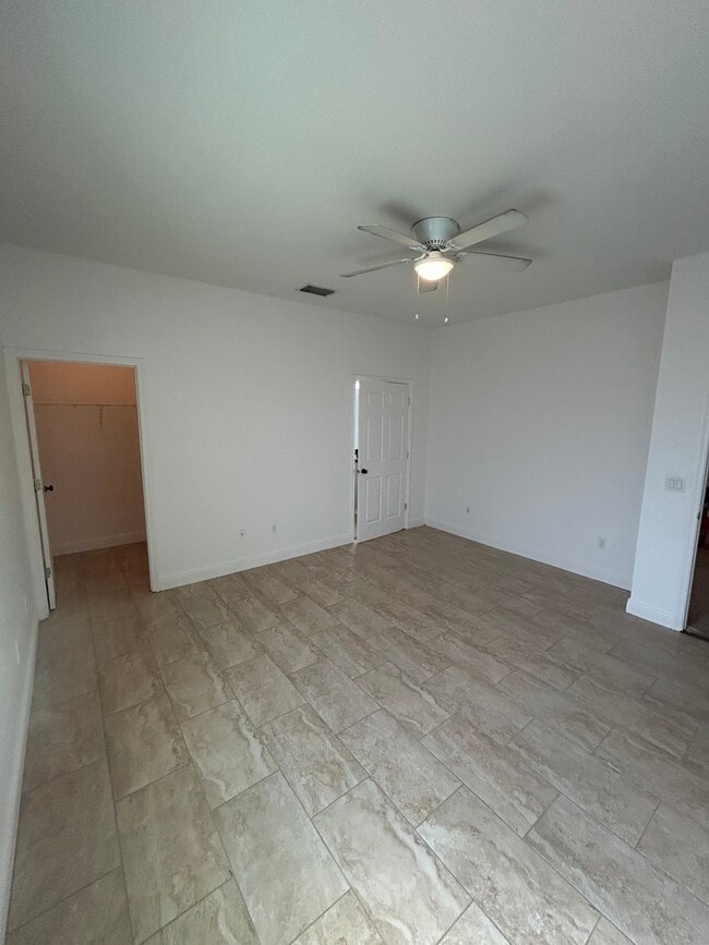 Building Photo - 2811 S 63rd St