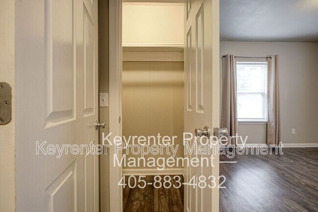 Building Photo - 2325 NW 12th St