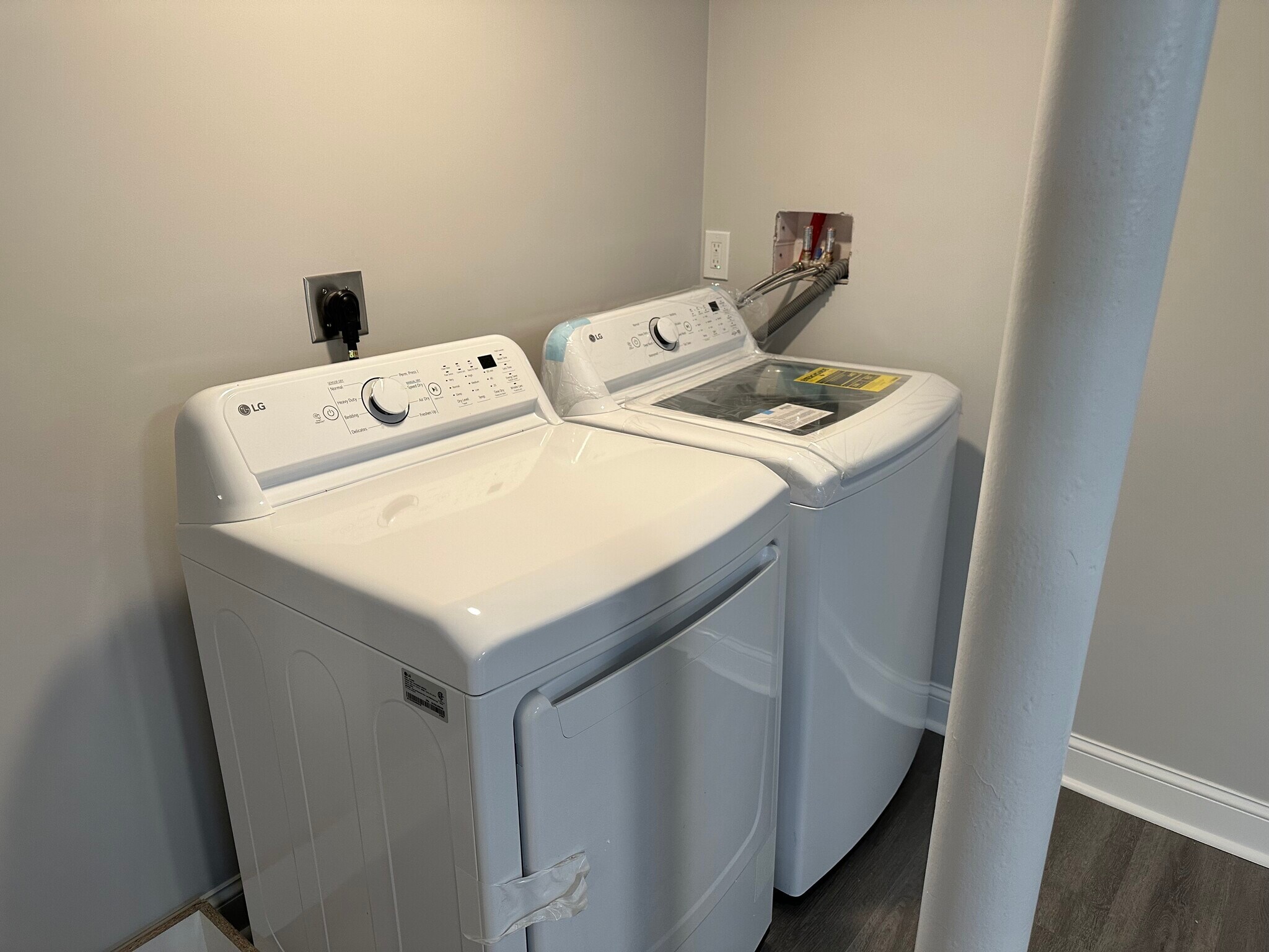 Building Photo - 35 Trapelo Rd