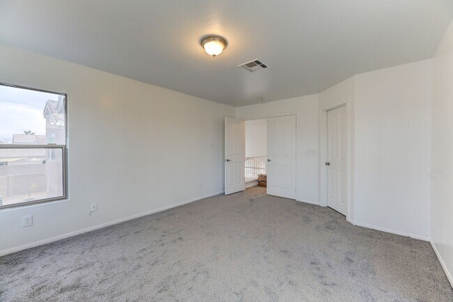 Building Photo - 4548 Grand Rock Dr