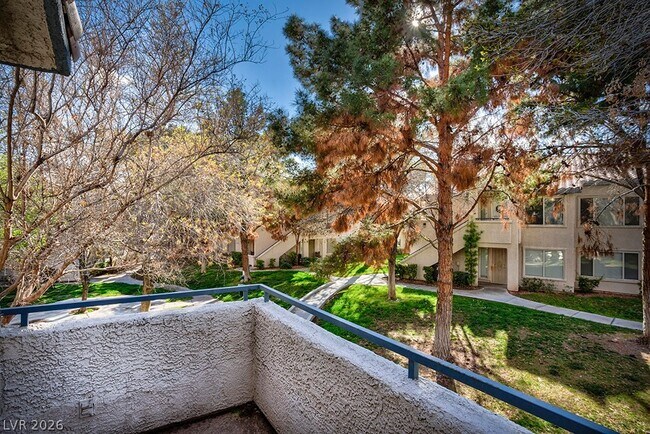 Building Photo - 3035 Casey Dr