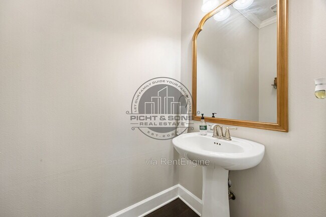 Building Photo - 3444 Rosemont Ridge Rd