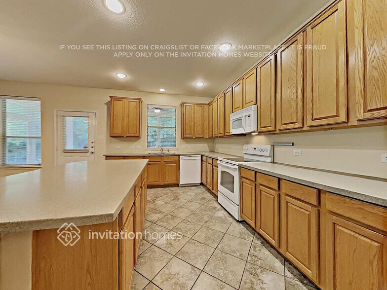 Building Photo - 3905 Ringdove Way