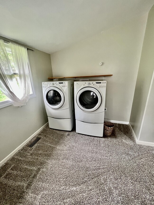 Building Photo - 151 Florida Ave