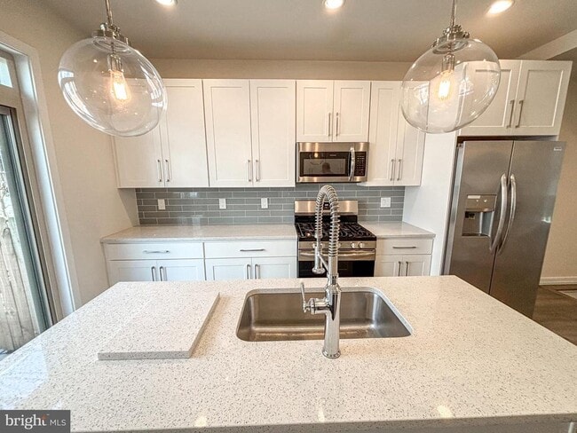 Building Photo - 1439 S Taylor St