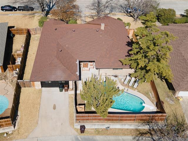 Building Photo - 2212 Parkhaven Dr