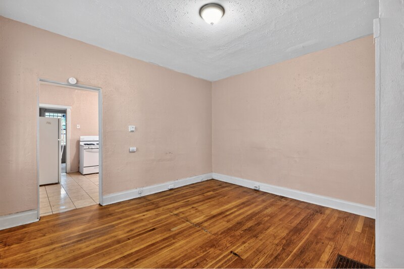 Building Photo - 5532 Robin Ave