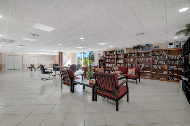 Building Photo - 2970 NE 16th Ave