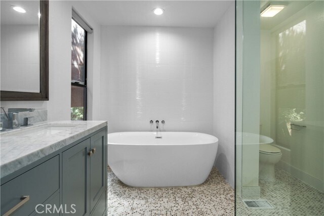 Building Photo - 3482 Coldwater Canyon Ave