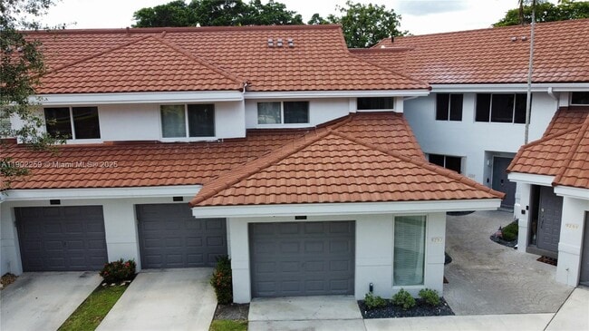 Building Photo - 9257 NW 9th Pl