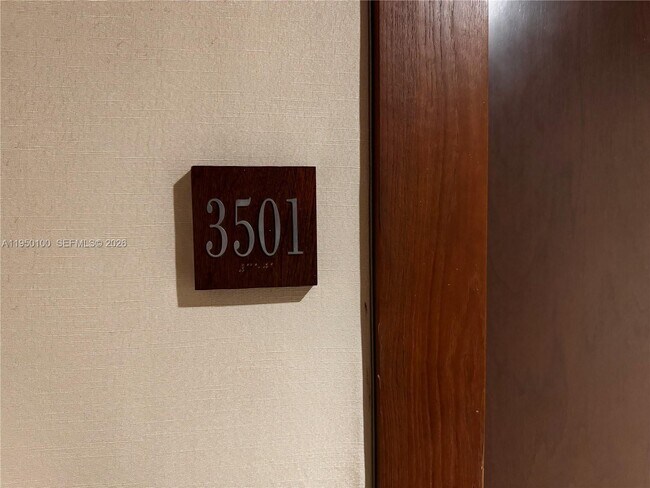 Building Photo - 101 20th St