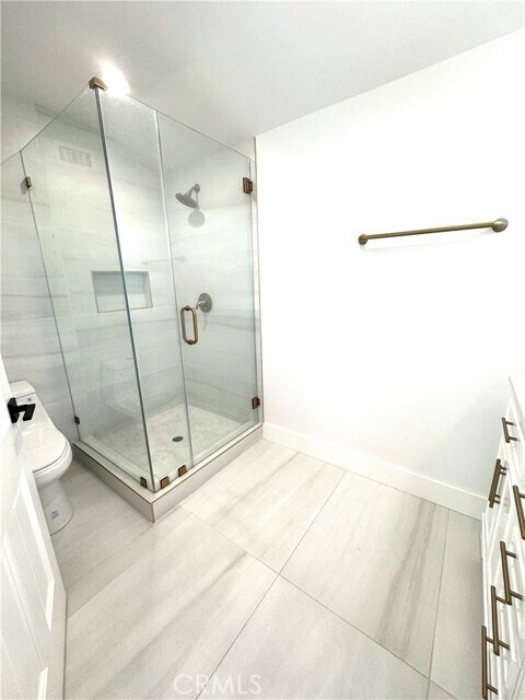 Building Photo - 4800 Brewster Dr