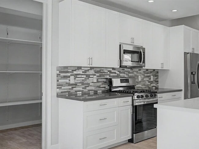 Building Photo - Desert Luxury Living in a Gated Community with Stunning Mountain Views!