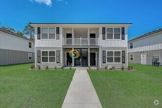 Building Photo - 9612 Hood Rd