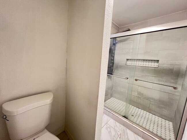 Building Photo - Perfect Home waiting for you!