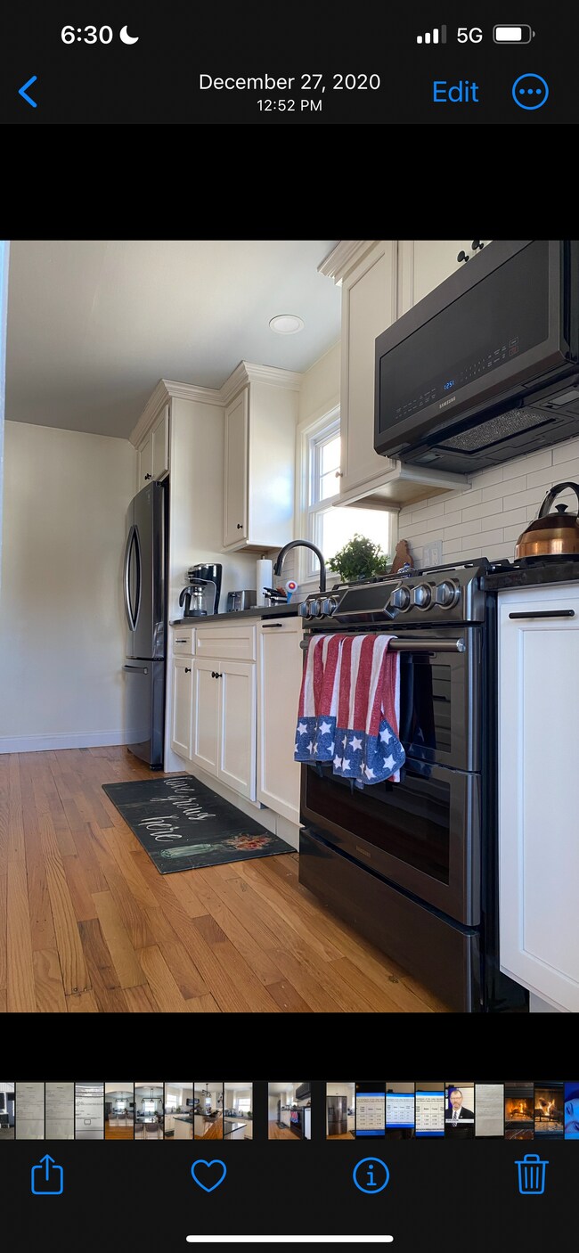 New kitchen - 122 Sterling Ave