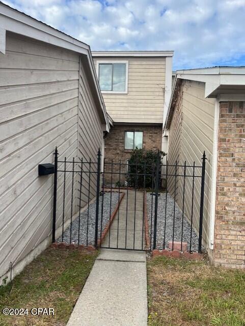 Building Photo - 115 Marin Dr