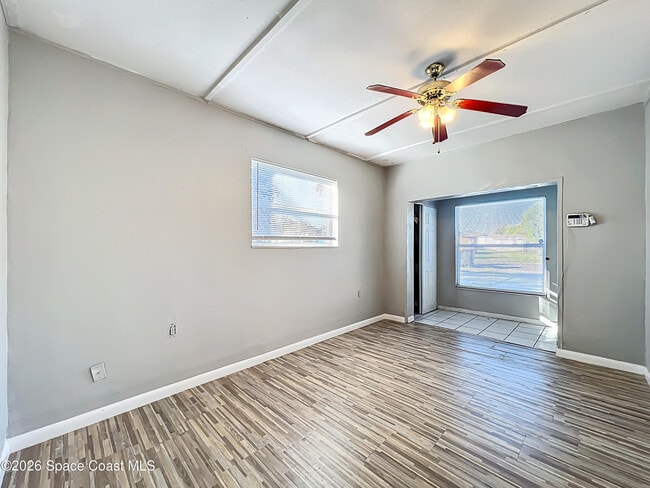 Building Photo - 1509 Bon Air Plaza