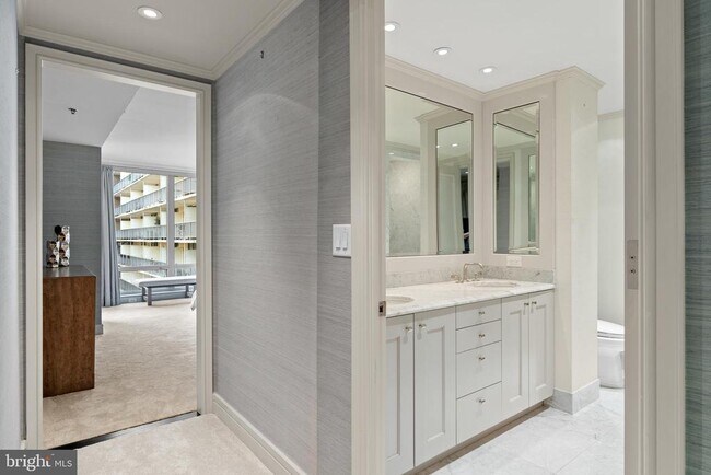 Building Photo - 1111 23rd St NW