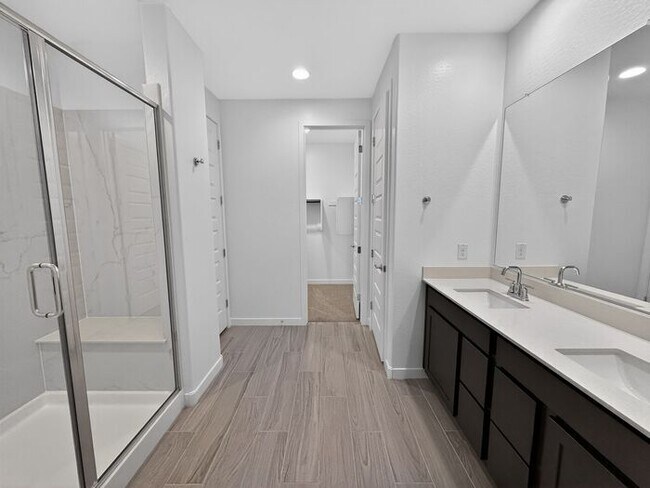 Building Photo - New Home at Wester Gardens! 4 Bedroom 3 Bathrooms!