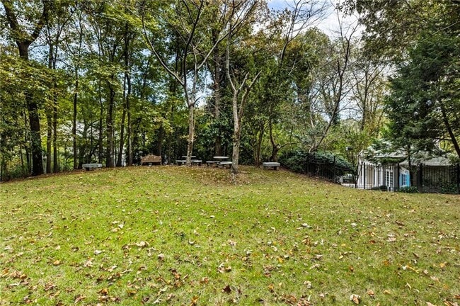 Building Photo - 2485 W Wesley Rd NW