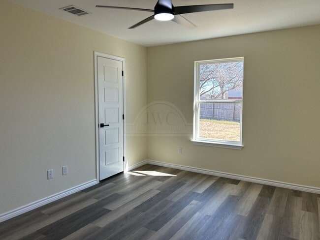 Building Photo - 5224 Rose Gdn Lp