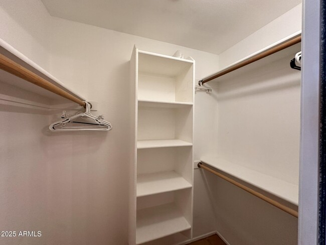 Building Photo - 16040 N Boulder Dr