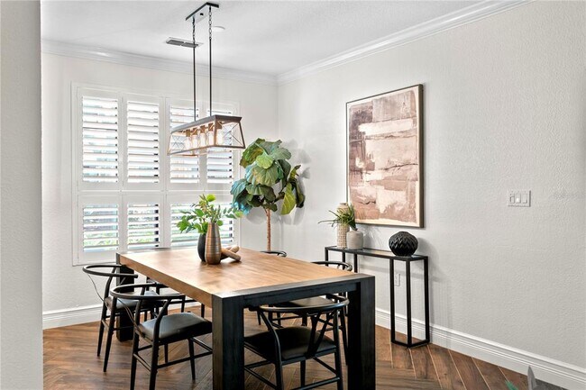 Building Photo - 2741 Via Cipriani