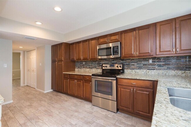 Building Photo - 4301 Saltwater Blvd