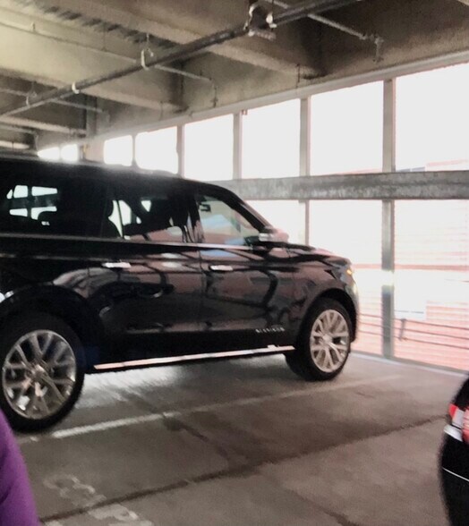 Optional garage parking available for rent - 105 Christina Landing Dr