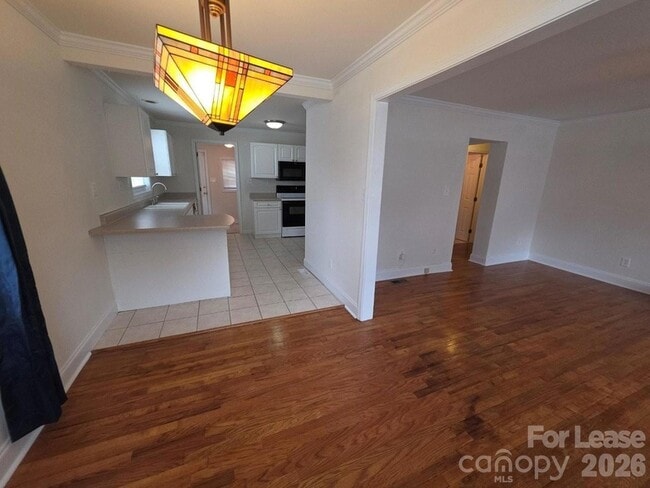 Building Photo - 356 Melbourne Ct