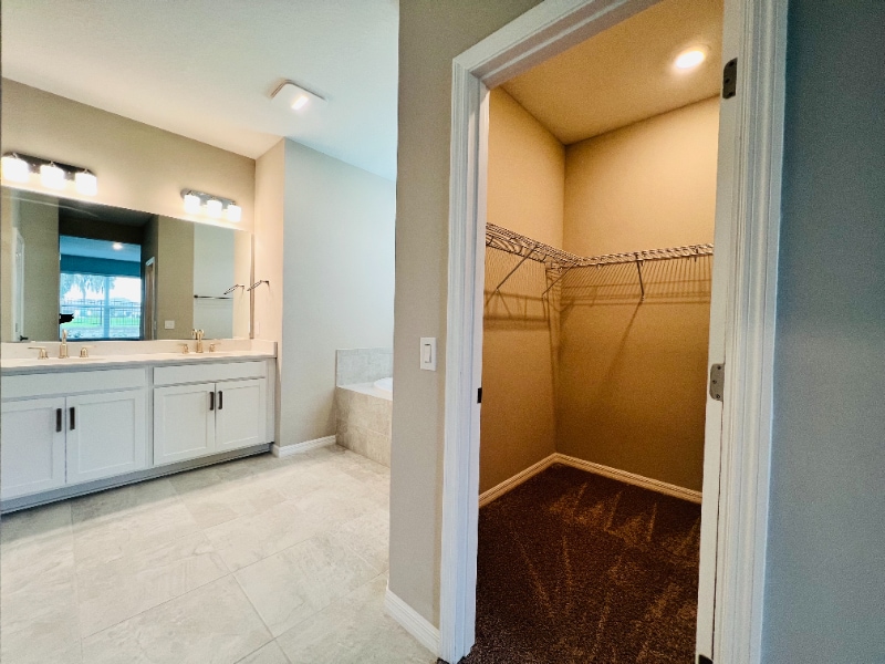 Building Photo - 3902 Rose Mallow Dr