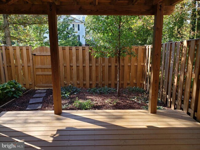 Building Photo - 5732 Lofthill Ct