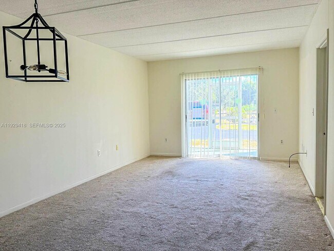 Building Photo - 649 S Tamiami Trl