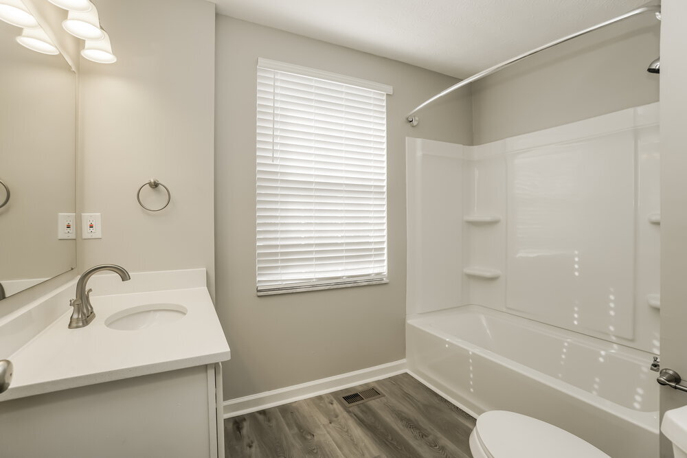 Building Photo - 465 Wynridge Dr