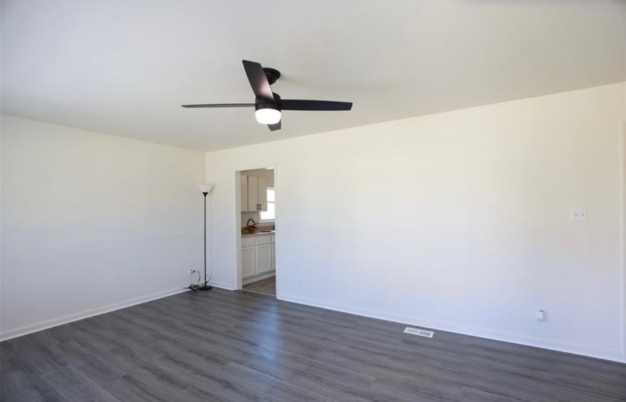 Building Photo - 605 N South St