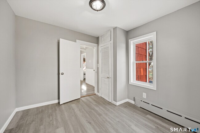 Building Photo - 153 Funston Ave