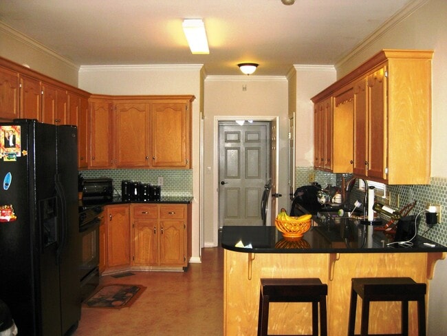 Building Photo - Convenient 3BR/2BA in Homewood