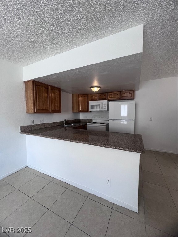 Building Photo - 803 Palo Verde Dr