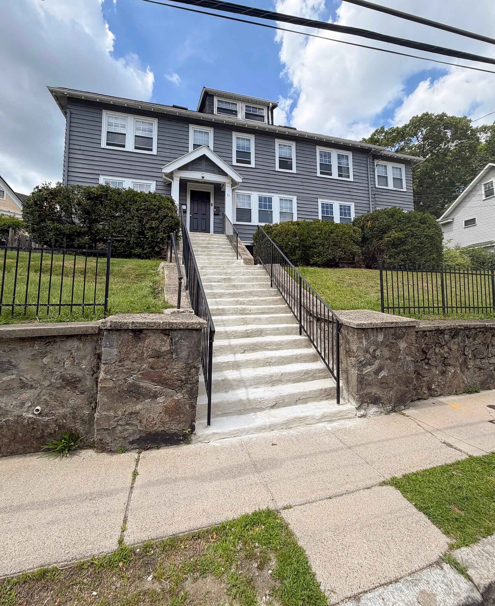 Exterior - 51 Leamington Rd