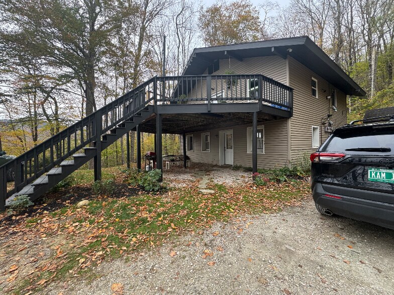 Building Photo - 737 Barrows Towne Rd